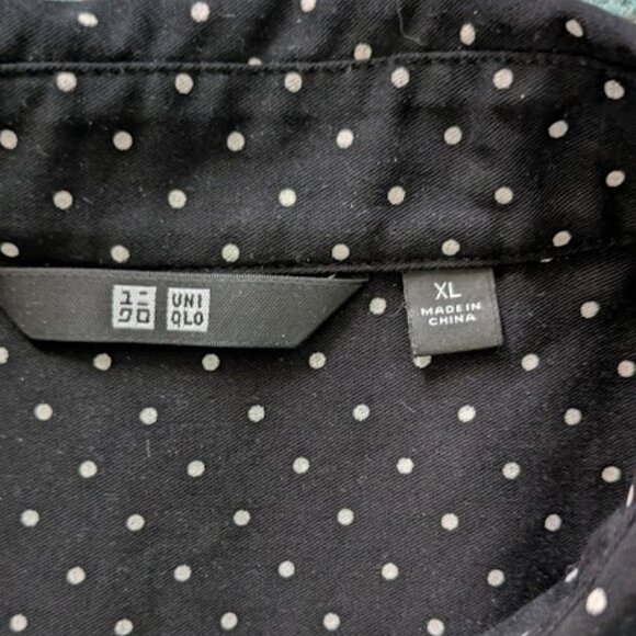 UNIQLO Women Sz XL Shirt Button Up Black White Polka Dot Rayon Blend Long Sleeve - Picture 2 of 3